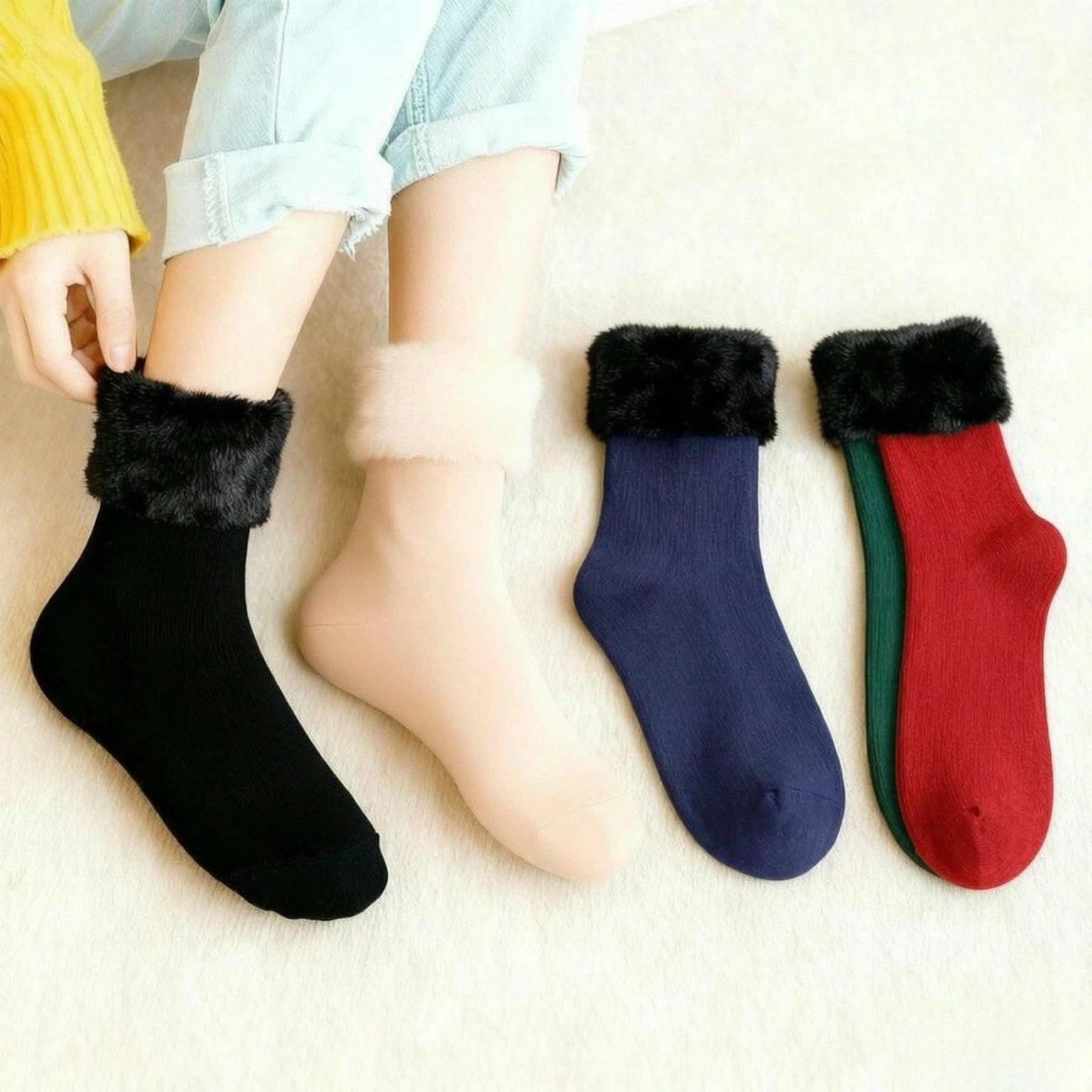5 pairs of thick fleece-lined, warm, snow socks